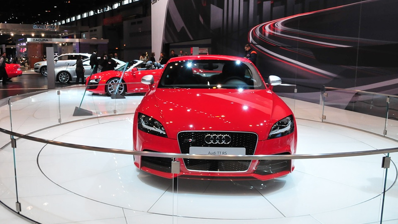 Illustration for article titled Audi TT-RS comes in from the Chicago cold